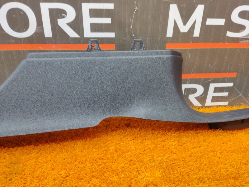 Накладка на порог салона, 670 рублей, Красноярск