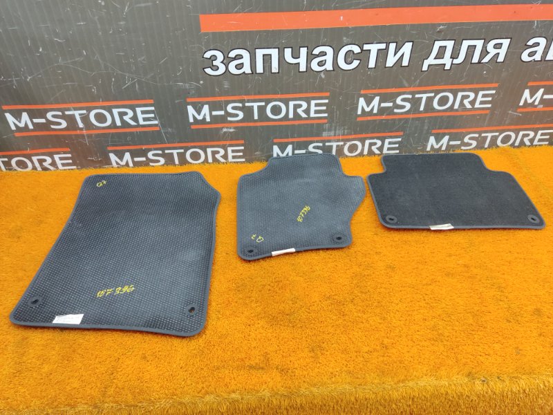 коврики комплект, 350 рублей, Красноярск