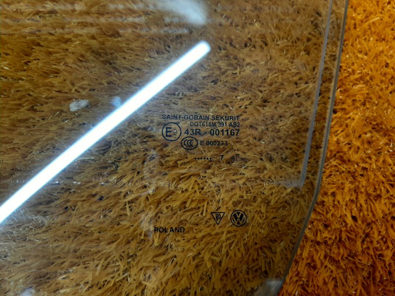 Стекло боковое, 1300 рублей, Красноярск