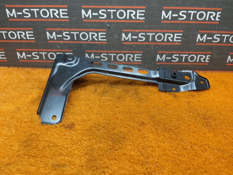 Кронштейн сиденья, 340 рублей, Красноярск