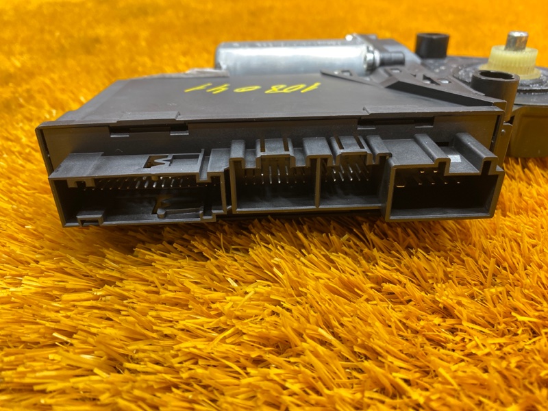 мотор стеклоподъемника, 670 рублей, Красноярск