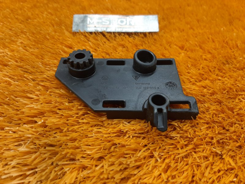 Кронштейн расширительного бачка, 300 рублей, Красноярск