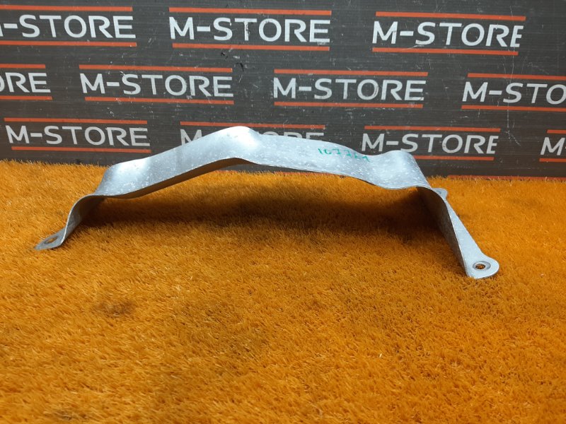 Крепление топливного бака, 340 рублей, Красноярск