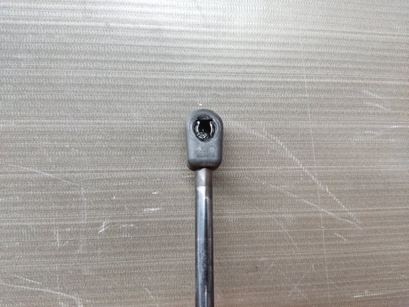 амортизатор капота, 500 рублей, Красноярск