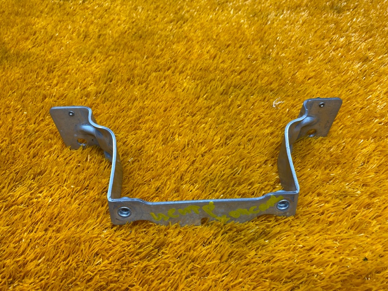 кронштейн центральной консоли, 300 рублей, Красноярск