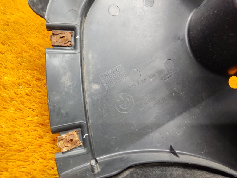 подкрылок, 1400 рублей, Красноярск