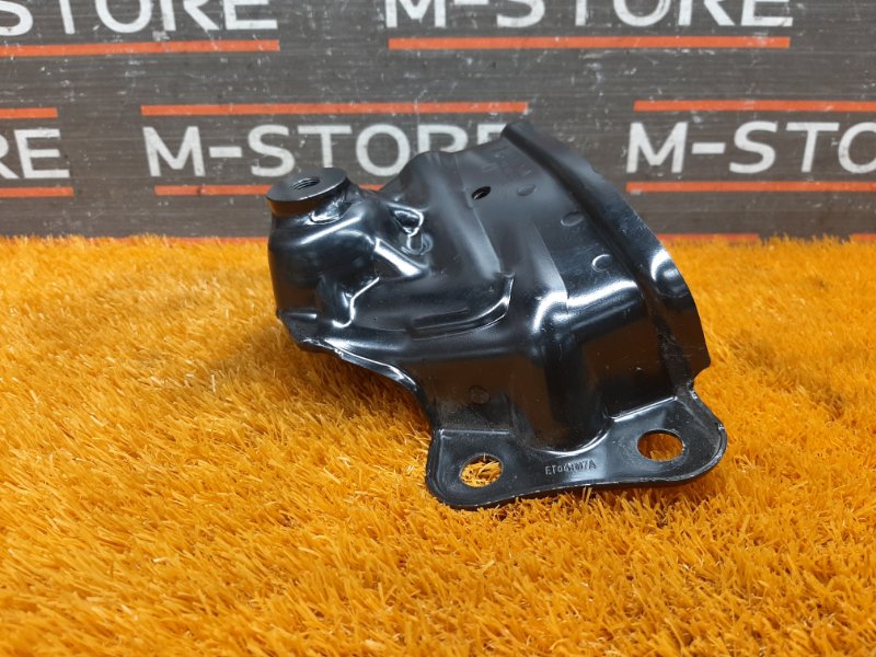 Кронштейн сиденья, 340 рублей, Красноярск