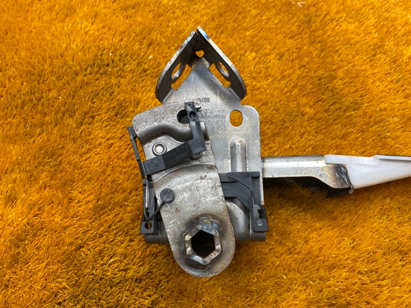 Кронштейн ручного тормоза, 300 рублей, Красноярск