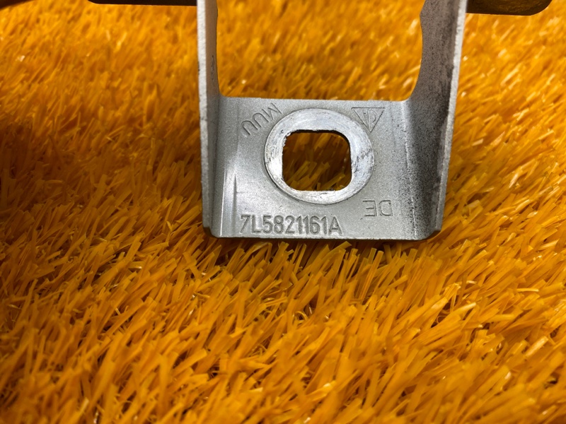 крепление крыла, 300 рублей, Красноярск