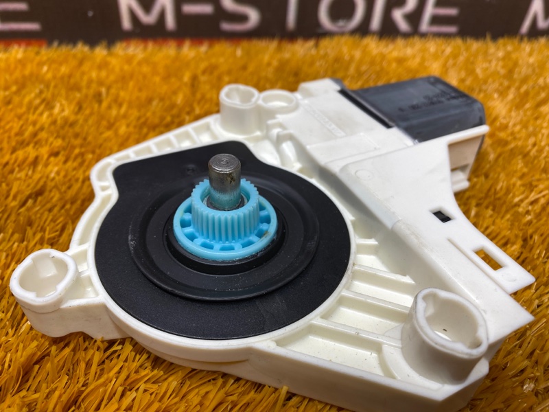 мотор стеклоподъемника, 670 рублей, Красноярск