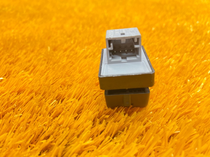 кнопка стеклоподъемника, 210 рублей, Красноярск