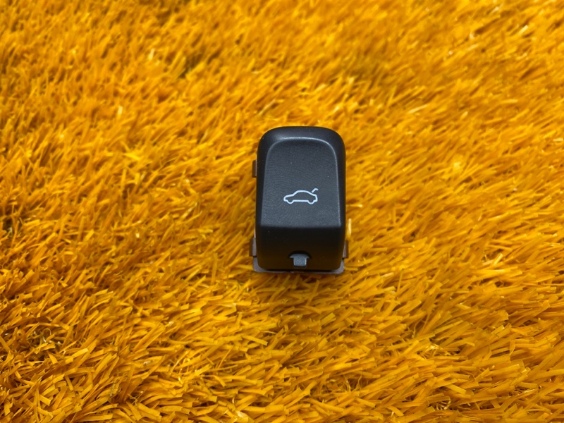 Кнопка открывания багажника, 350 рублей, Красноярск