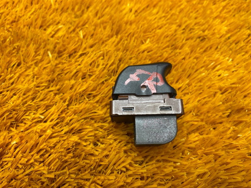 Кнопка открывания багажника, 350 рублей, Красноярск