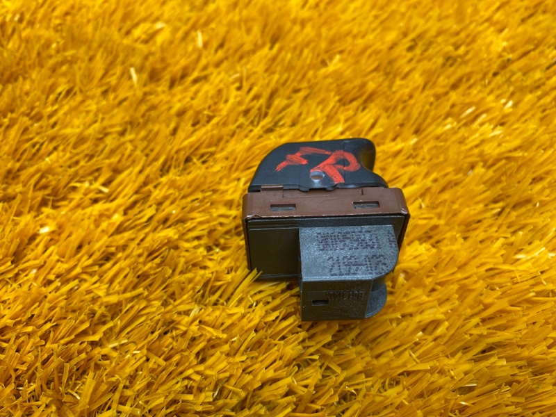 Кнопка открывания багажника, 350 рублей, Красноярск