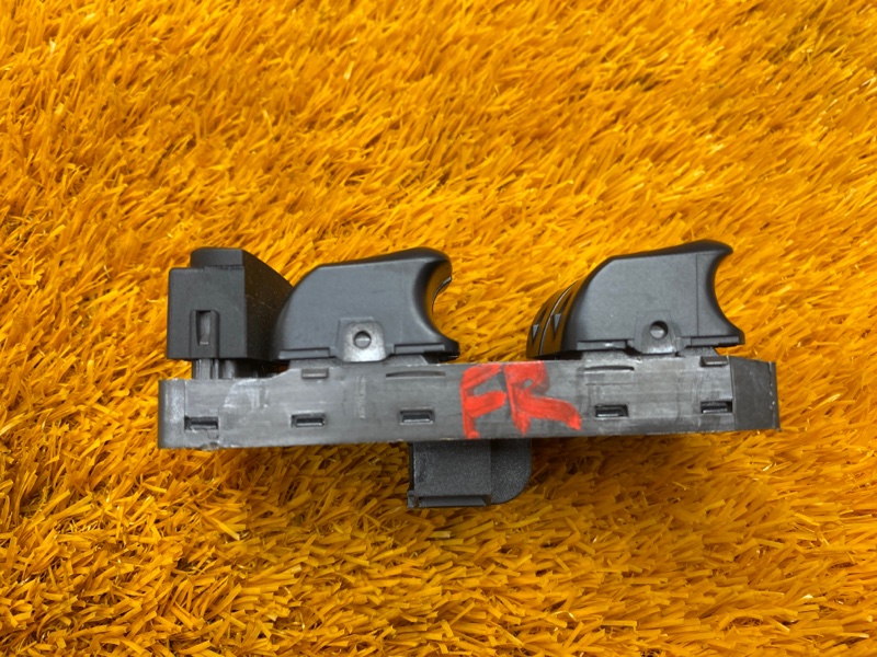 Блок управления стеклоподъемниками, 2000 рублей, Красноярск