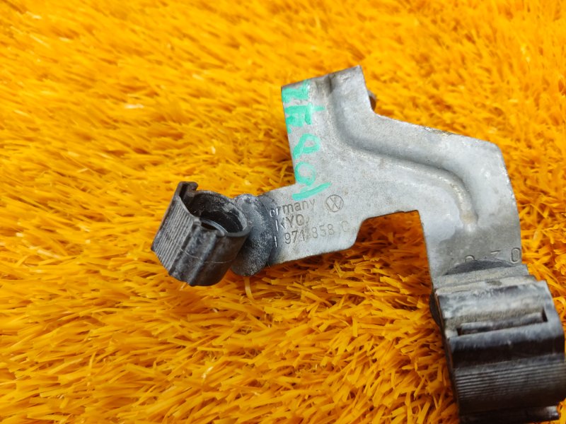 Кронштейн проводки, 300 рублей, Красноярск