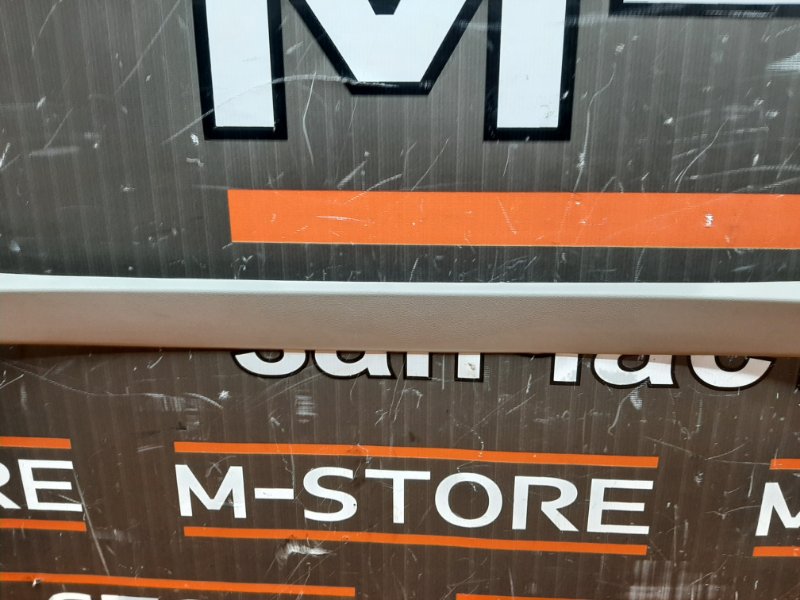 обшивка двери багажника, 670 рублей, Красноярск