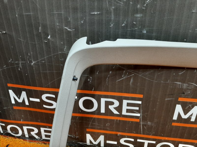 обшивка двери багажника, 670 рублей, Красноярск