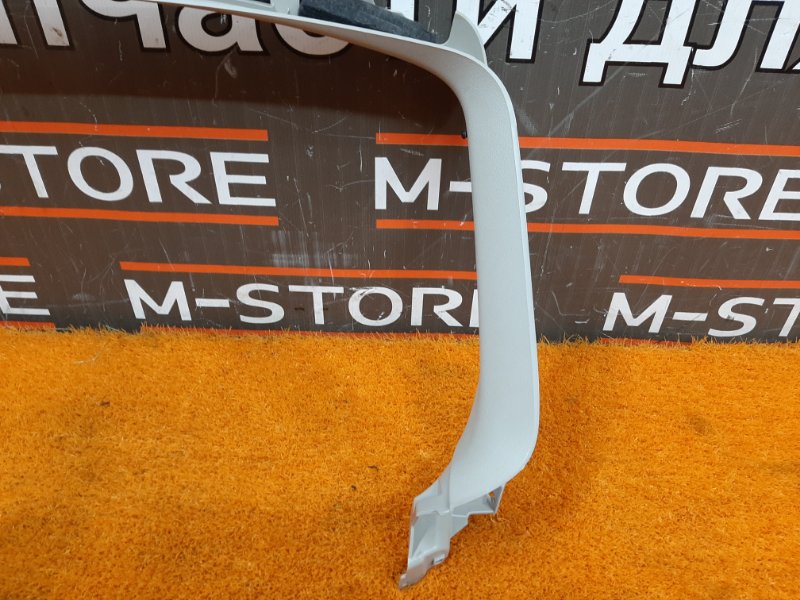 обшивка двери багажника, 670 рублей, Красноярск