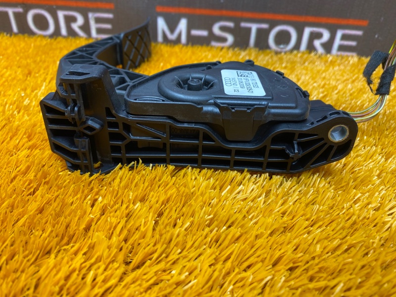 педаль газа, 500 рублей, Красноярск