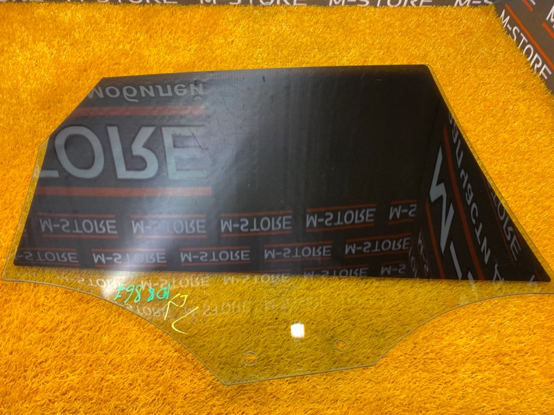 Стекло боковое, 980 рублей, Красноярск