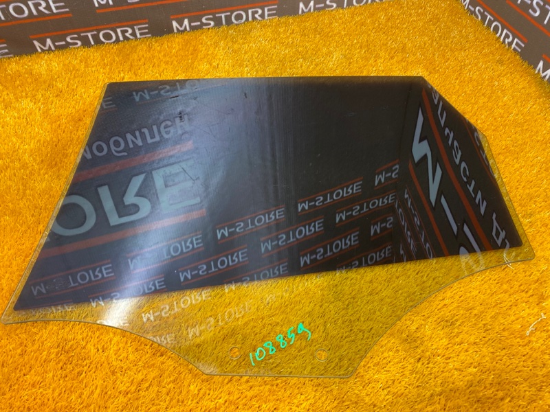 Стекло боковое, 1290 рублей, Красноярск