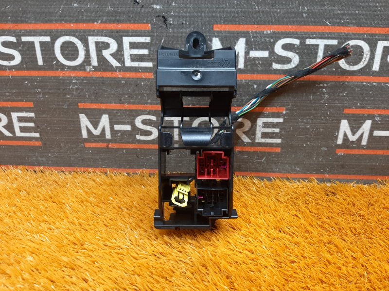 Кронштейн корпуса разъема, 300 рублей, Красноярск