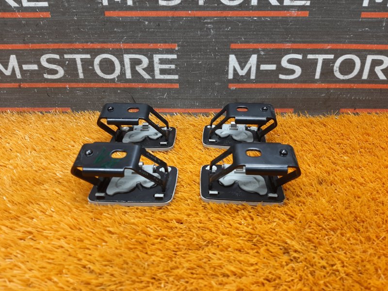 Кронштейн шторки багажника, 750 рублей, Красноярск