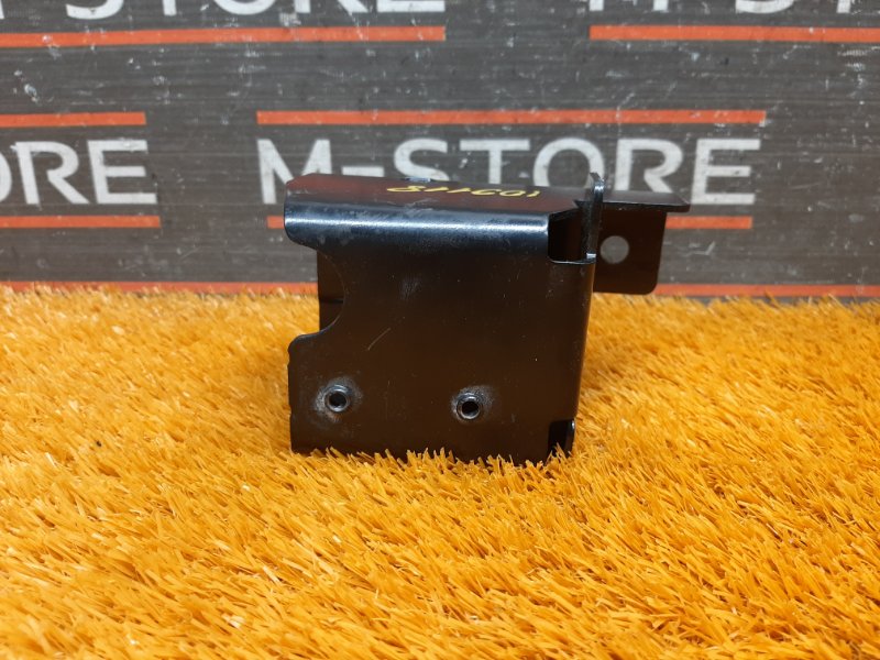 Кронштейн буксировочной петли, 300 рублей, Красноярск