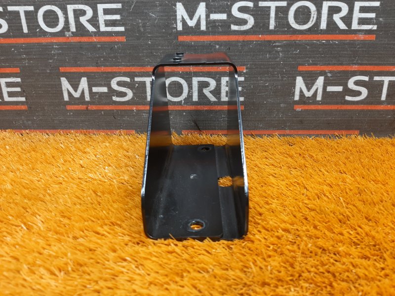 Кронштейн буксировочной петли, 300 рублей, Красноярск