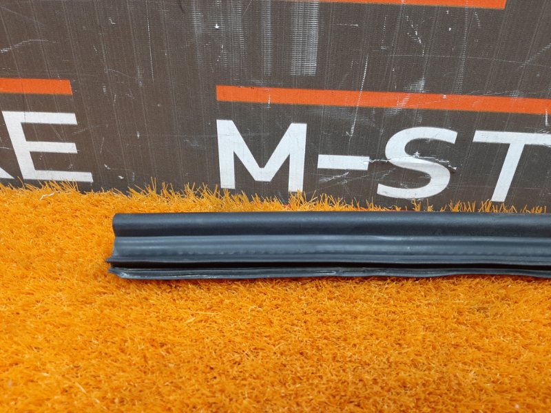 Уплотнитель капота, 630 рублей, Красноярск