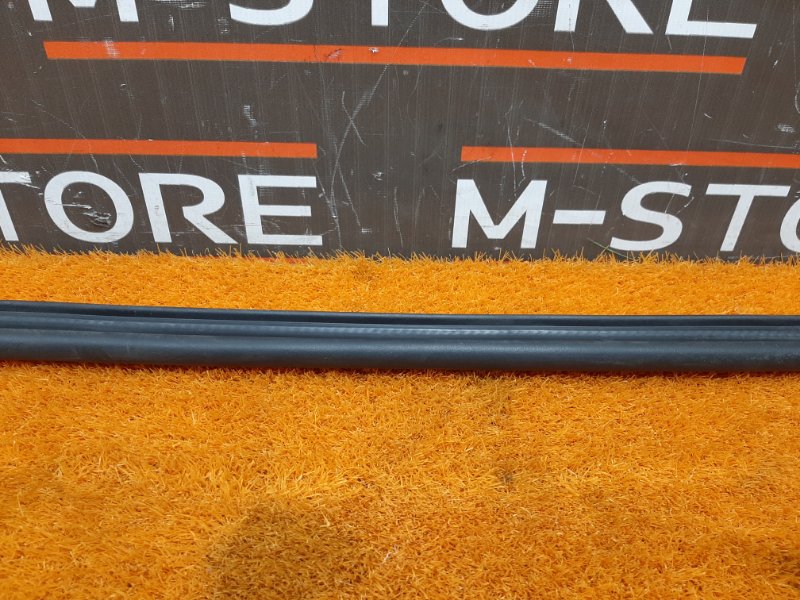 Уплотнитель капота, 630 рублей, Красноярск