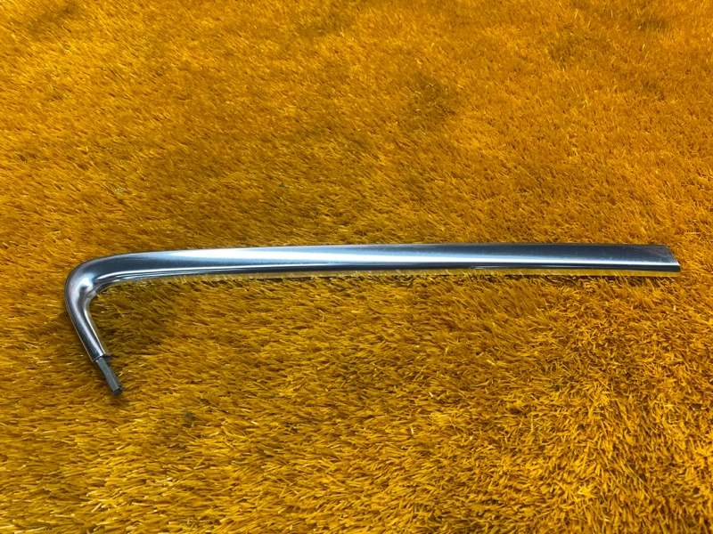 Молдинг заднего стекла, 2000 рублей, Красноярск