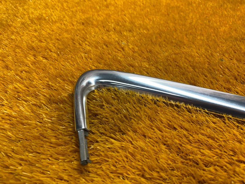 Молдинг заднего стекла, 2000 рублей, Красноярск