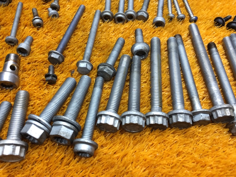 Болты и гайки ДВС, 1220 рублей, Красноярск