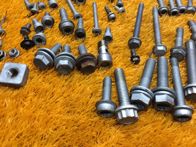 Болты и гайки ДВС, 1220 рублей, Красноярск