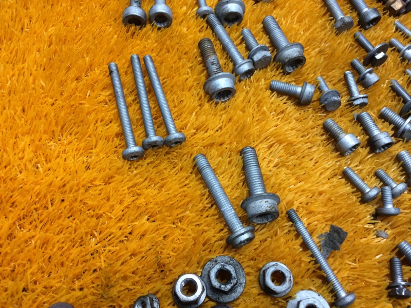 Болты и гайки ДВС, 1220 рублей, Красноярск