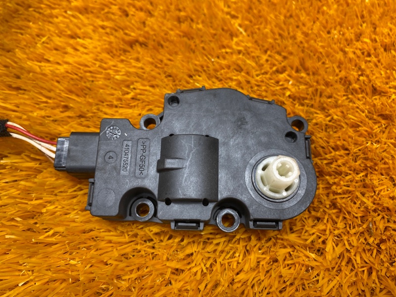 привод заслонки отопителя, 200 рублей, Красноярск