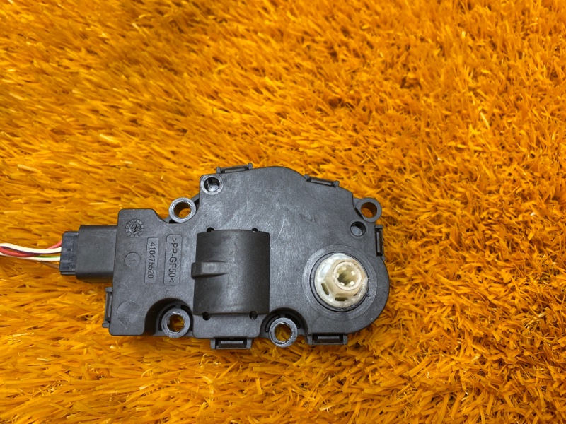 привод заслонки отопителя, 200 рублей, Красноярск