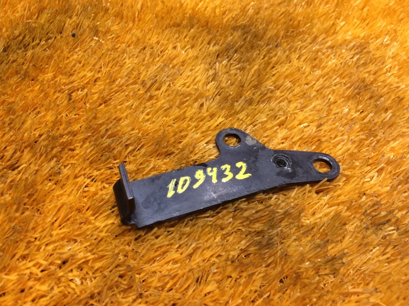 кронштейн помпы, 300 рублей, Красноярск