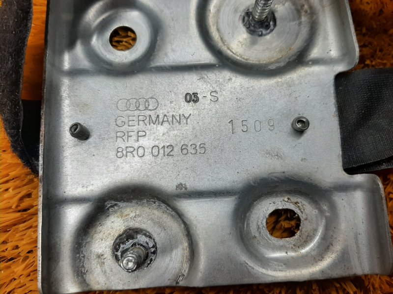 Кронштейн вещевого отделения, 200 рублей, Красноярск