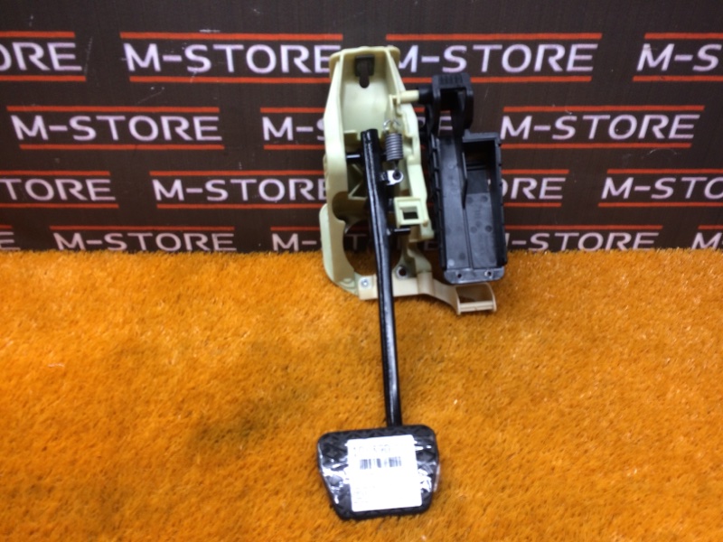 педаль тормоза, 350 рублей, Красноярск