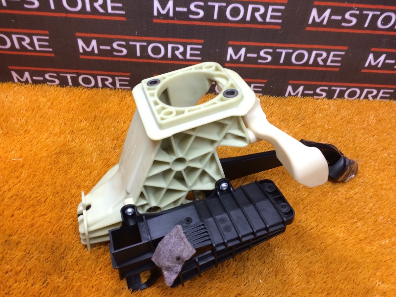 педаль тормоза, 350 рублей, Красноярск