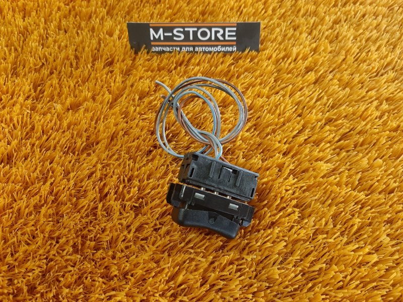 кнопка управления подголовника, 350 рублей, Красноярск