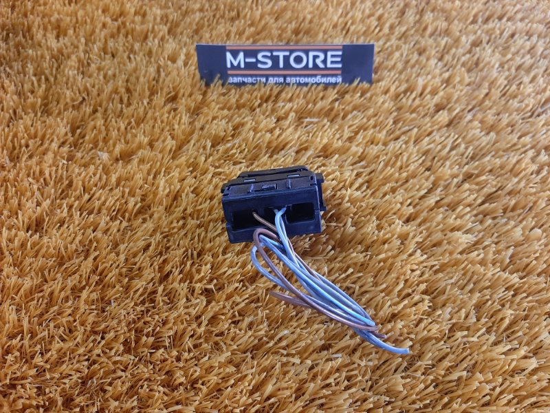 кнопка управления подголовника, 350 рублей, Красноярск