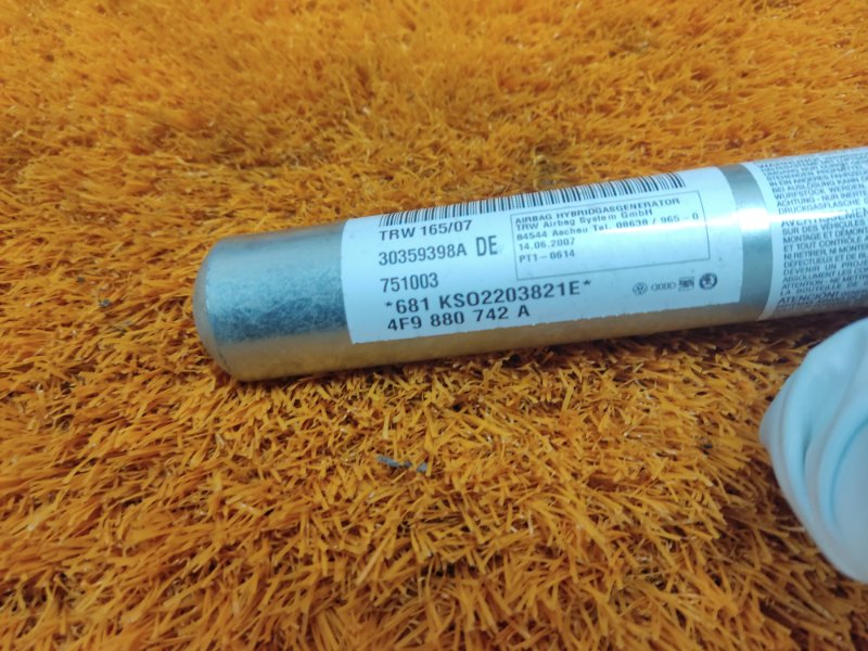 Подушка безопасности боковая (потолочная), 750 рублей, Красноярск