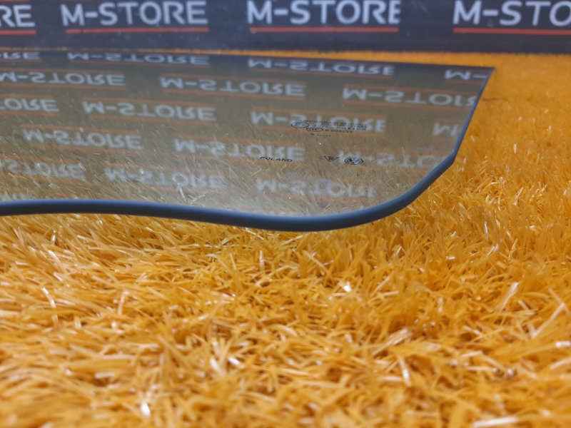 Стекло боковое, 860 рублей, Красноярск