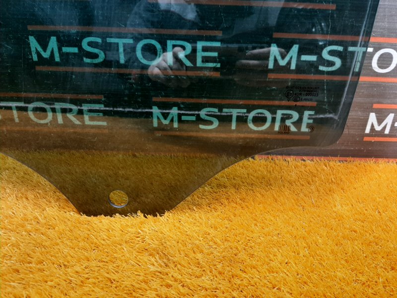 Стекло боковое, 540 рублей, Красноярск