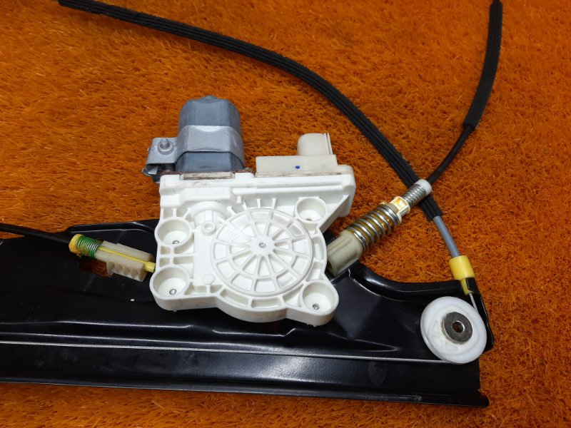 стеклоподъемник, 1000 рублей, Красноярск