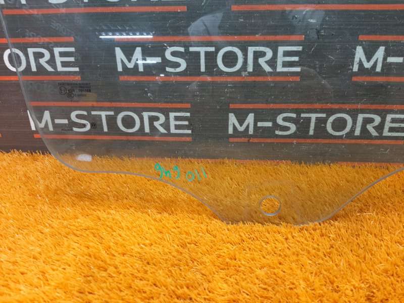 Стекло боковое, 860 рублей, Красноярск